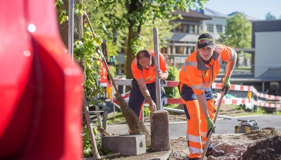 Ein «Fachmann Betriebsunterhalt» ist an verschiedensten Orten im Einsatz. Bild: zvg