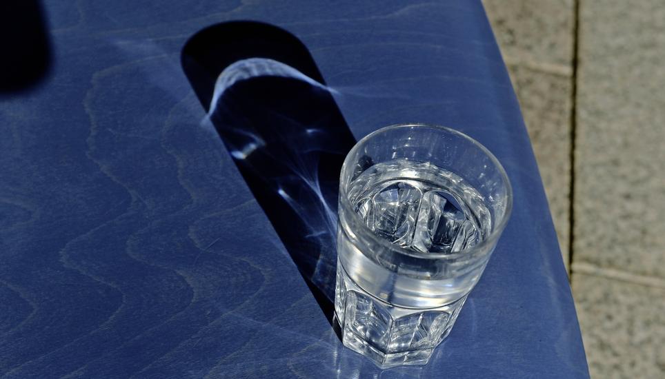 Auch wenn viele Pestizidrückstände im Schweizer Trinkwasser gefunden
wurden, ist seine Qualität mehrheitlich gut. Bild: Selwyn Hoffmann