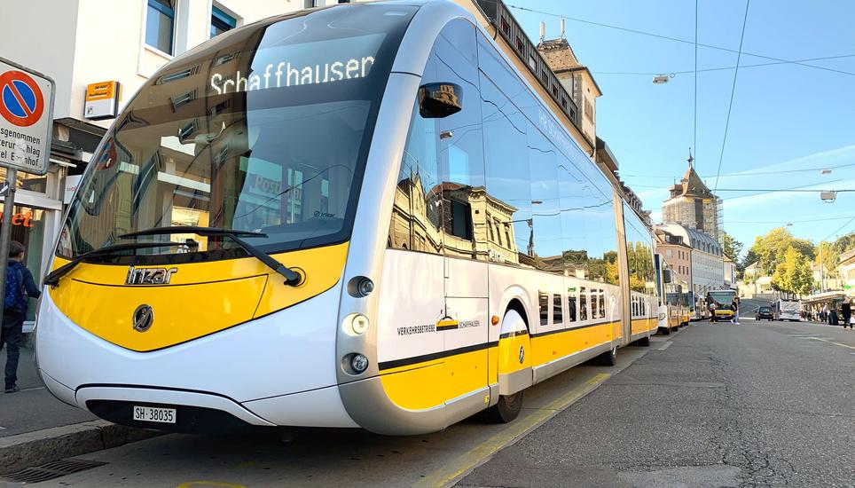 Vorerst steht er nicht am Bahnhof: Der neue Elektrobus. Bild: zge