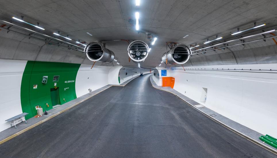 Sicherheitsausrüstung in der Ausstellbucht im Galgenbucktunnel.