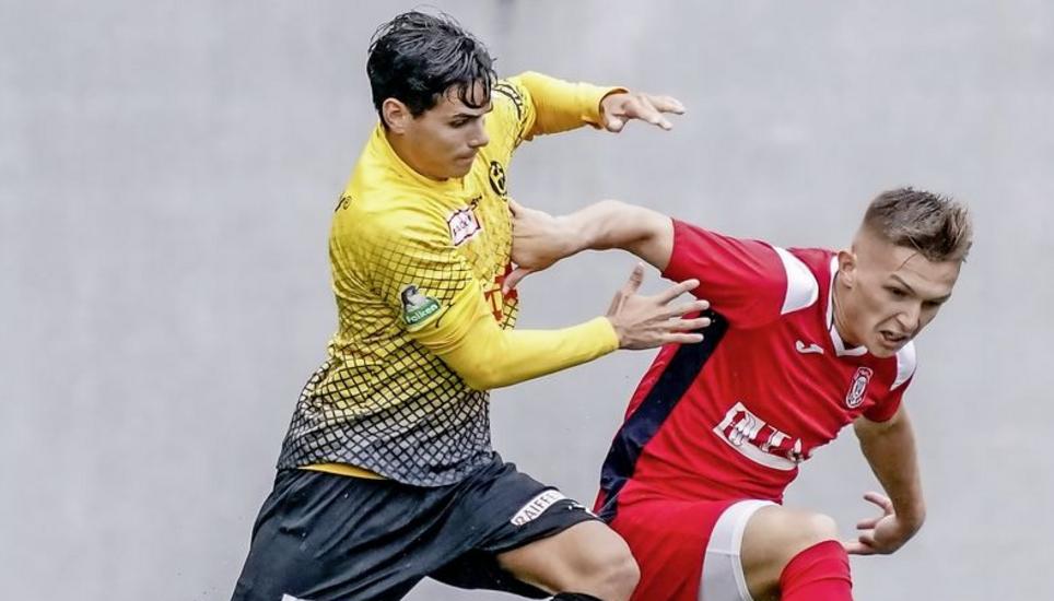 Kämpferisch: FCS-Mittelfeldspieler Luca Tranquilli (l.) im Spiel gegen den kosovarischen Erstligisten SC Gjilani. Bild: R. Albrecht