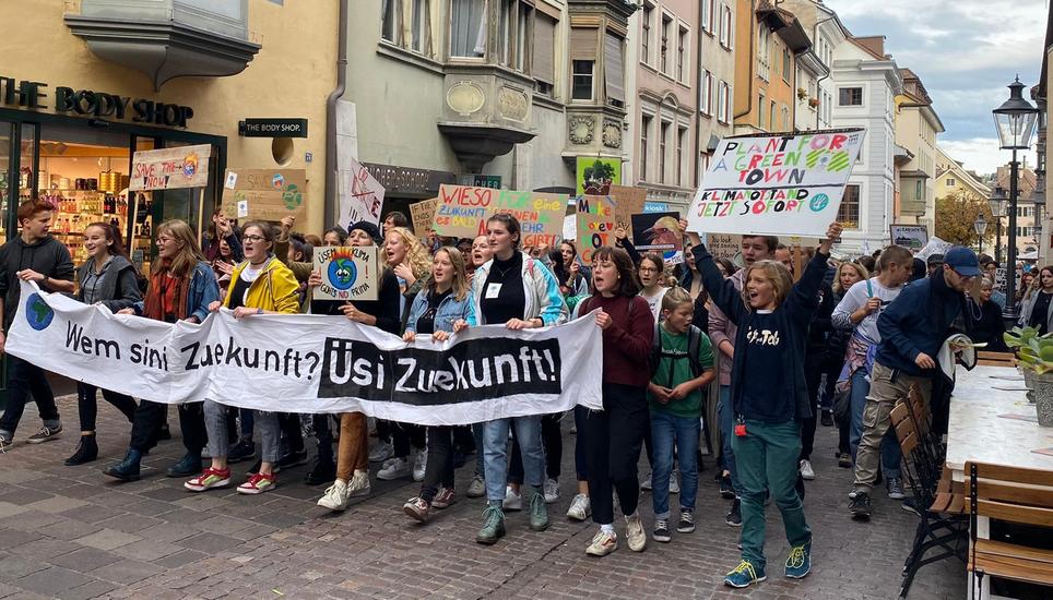 Im April haben die Schaffhauser «Klimajugend» und drei junge Kantonsräte eine Petition für den Klimanotstand eingereicht. Bild: Radio Munot