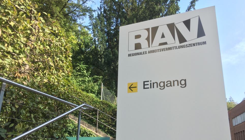 Mehr Arbeitslose im Dezember: Die Quoten stiegen überall in der Schweiz an. Bild: Radio Munot
