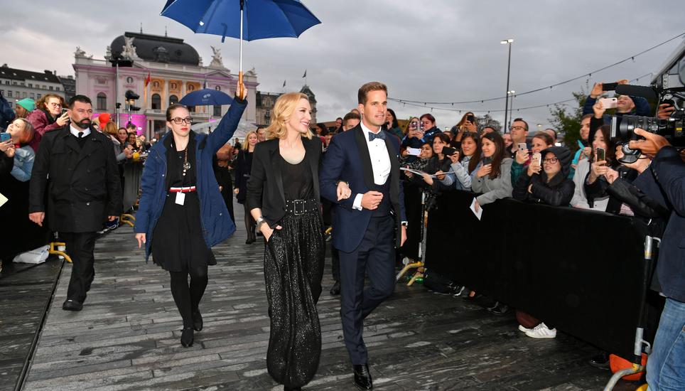Grosses Schaulaufen in Zürich: Schauspielerin Cate Blanchett mit IWC-Chef Christoph Grainger-Herr. Bild: zvg