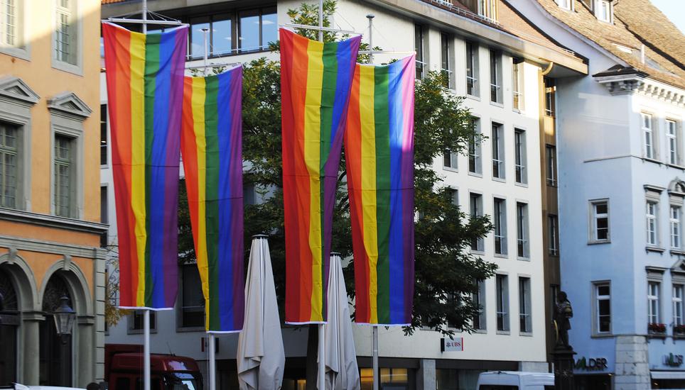 Personen aus dem LGBT-Spektrum halten die Polizei nicht für die richtige Anlaufstelle, wenn es um Hassverbrechen geht.