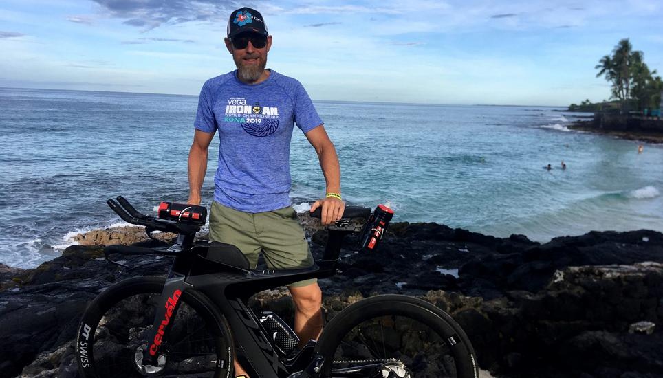 Alexander Gröbli auf Hawaii. Bild: xmix.ch