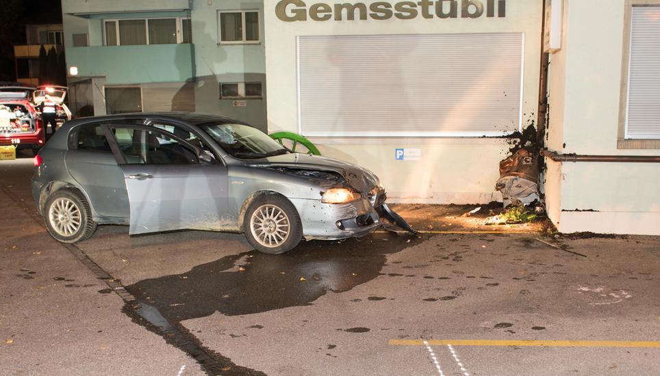 An dem Auto entstand ein wirtschaftlicher Totalschaden. Bild: SHpol