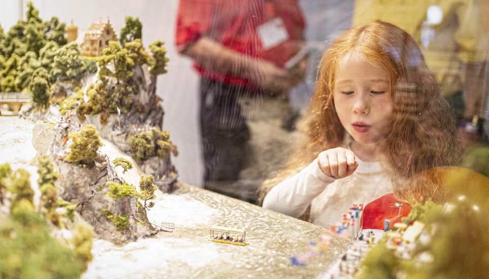 Die Herbstmesse bietet Attraktionen für Gross und Klein. Bilder: Melanie Duchene