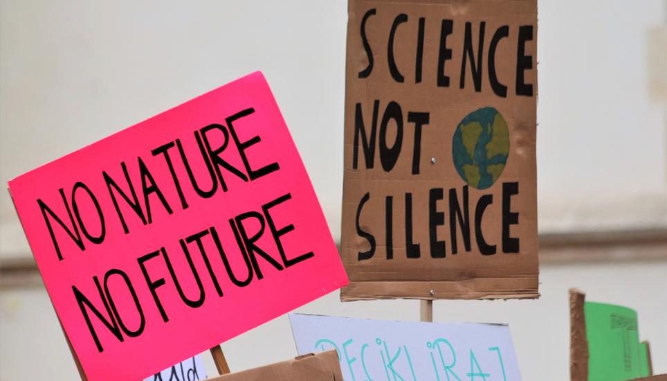 Die Gruppierung «Collective Climate Justice» hat die Klimabewegung auf die nächste Eskalationsstufe gehoben. Symbolbild: Pixabay