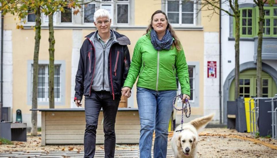 Obwohl Hündin Jakira ursprünglich der Wunsch von Sohn Flurin war, ist sie mittlerweile eine enorme Stütze für die gesamte Familie geworden. Bild: Melanie Duchene