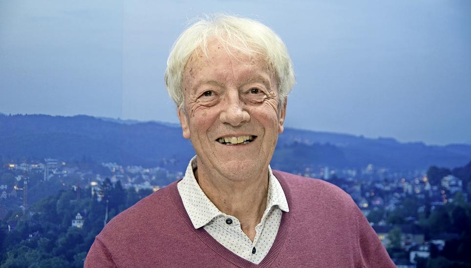 Alt Stadtpräsident Max Hess referierte vor den Silberfüchsen. Bild: Flavia Grossenbacher