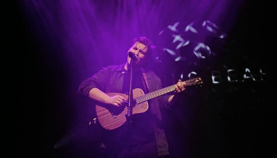 Marius Baer überzeugte bei seinem Auftritt in der Kammgarn. Bild: Julia Leppin