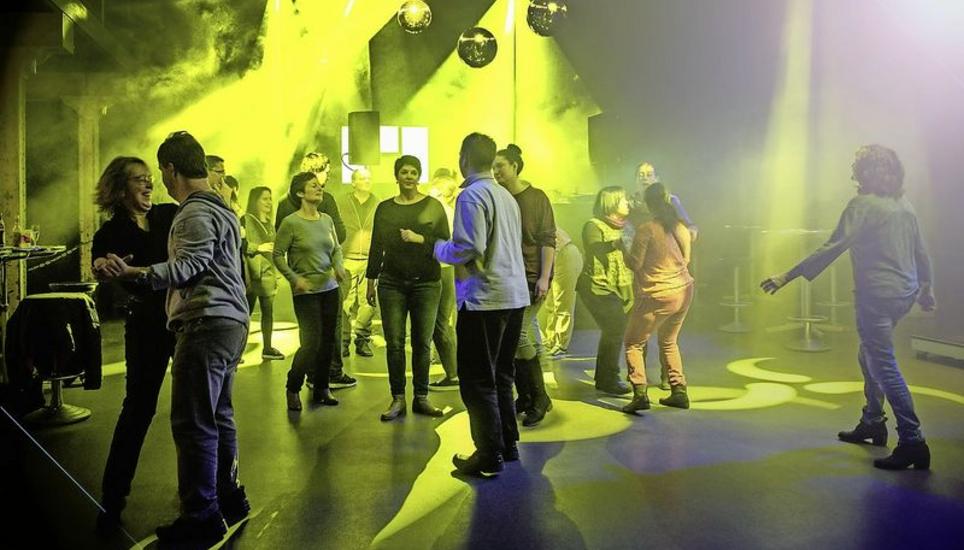 Die Kammgarn-Disco wurde am Samstagabend zum dritten Mal barrierefrei durchgeführt. Bilder: Michael Kessler