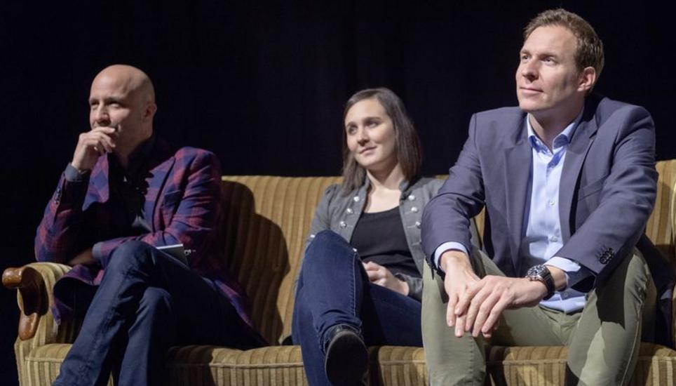 Was zu beachten ist, um Beachtung zu erlangen: Werber Michael Schmid, Tourismus-Marketingleiterin Denise Ulrich und SN-Verlagsleiter Stefan Wabel. Bild: Melanie Duchene