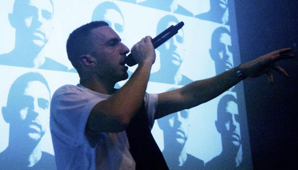 Der Stereo Luchs im TapTab, wo er am Samstag mit seiner neuen EP «Off Season» zu Gast war. Bild: Julia Leppin