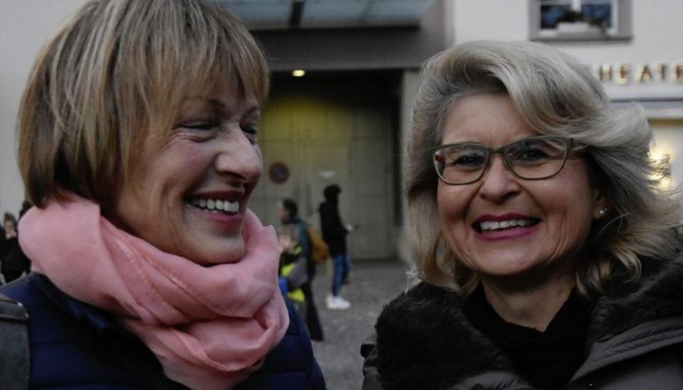 Monika Schütz (l.) und Brigitta Hinterberger fanden es toll, wie viel mittlerweile in Schaffhausen los ist. «Solche Events machen die Stadt viel attraktiver», sagte Hinterberger.