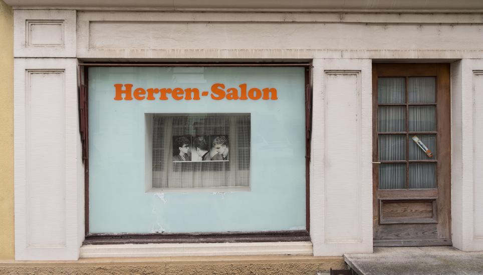 Zwischen Moderne und Verfall: Eine Fotoreportage aus Neuhausen.