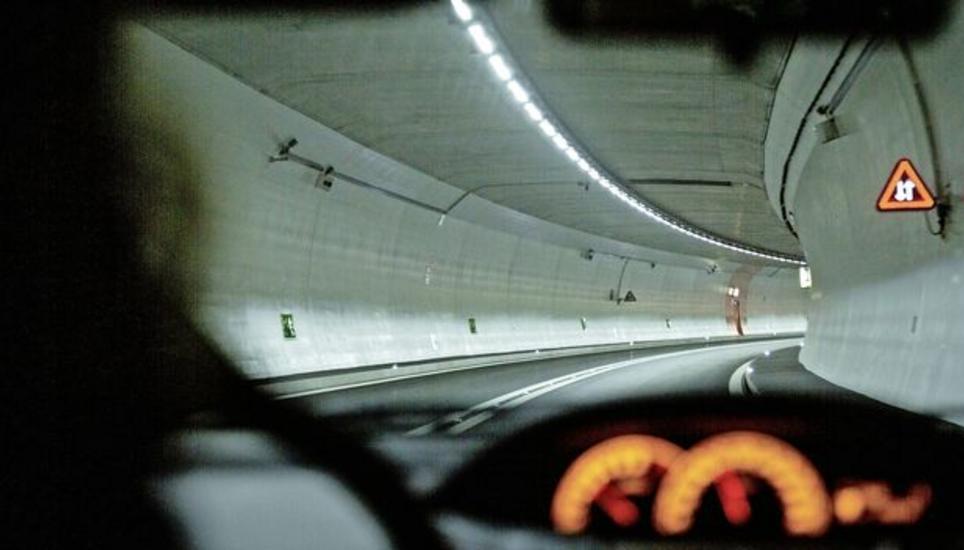 Nach acht Jahren Bauzeit war es am 6. Dezember so weit: Der Galgenbucktunnel wurde eröffnet. Die Gemeinde Neuhausen am Rheinfall soll damit deutlich vom Durchgangsverkehr entlastet werden. Bild: Roberta Fele