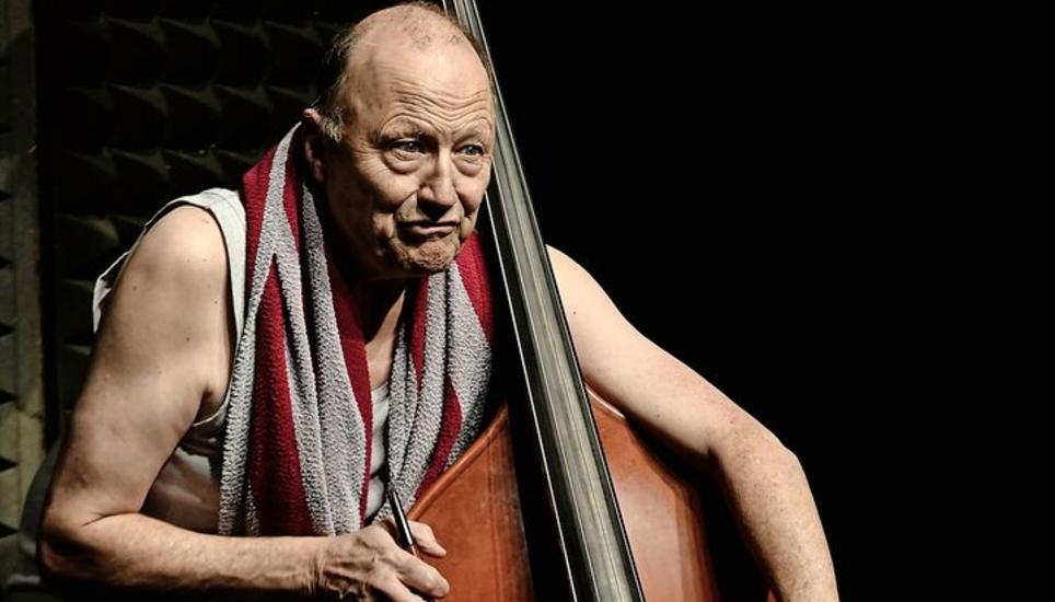 Ruedi Meyer brillierte ein letztes Mal im «Kontrabass». Bild Selwyn Hoffmann