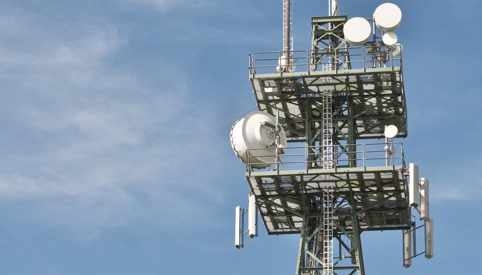 Die zunehmende Anzahl von Mobilfunkantennen steht in der Kritik. Bild: Pixabay