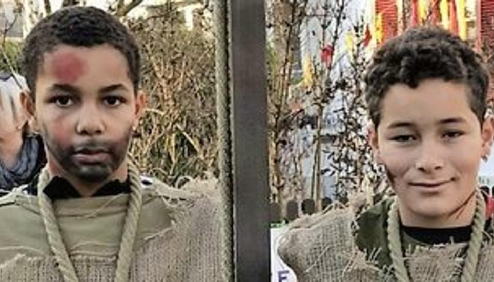 Lee-Fadri und Mika-Leon Lötscher, die «Galgenbrüder». Die beiden Brüder sind gemeinsam in Flurlingen aufgewachsen und schätzen vor allem die Möglichkeit, am Hilari-Umzug und in der Dorfgemeinschaft mitmachen zu können.
