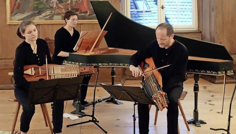Sie spielten himmlisch schöne Musik (v.l.) Angela Ambrosini, Eva-Maria Rusche und Marco Ambrosini. Bild: Matthias Zweifel