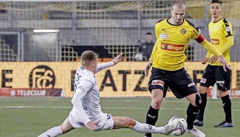 Übersicht bewahrt, Glück gehabt und viel gekämpft: Die FCS-Spieler um Captain Imran Bunjaku (vorne) stoppten die Lausanner Tormaschine beim 0:0. Bild: Roger Albrecht