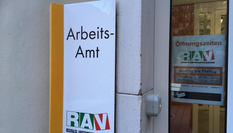 Die Zahl der Personen in Kurzarbeit ist enorm hoch. Bild: Radio Munot