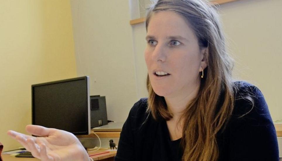 «40 Prozent sind an der unteren Grenze», sagt Schulsozialarbeiterin Linda De Ventura. Ihre Dienste werden rege genutzt. Bild: hei