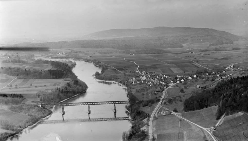 Hemishofen mit der Eisenbahnbrücke. Bild: ETH Zürich