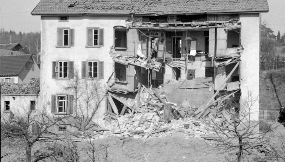 Neuhausen nach dem Angriff. Bild: Stadtarchiv