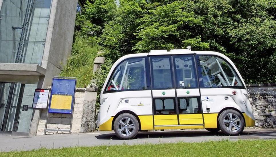 «Trapizia» wird dem Hersteller retourniert. Im Sommer soll in Neuhausen ein neuer selbstfahrender Bus verkehren. Bild: zvg