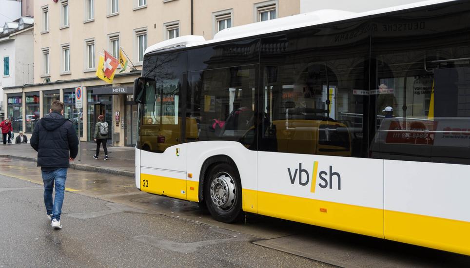 Dieses Wochenende wird das Kontingent an Bussen der VBSH erhöht. Archivbild: Flavia Grossenbacher