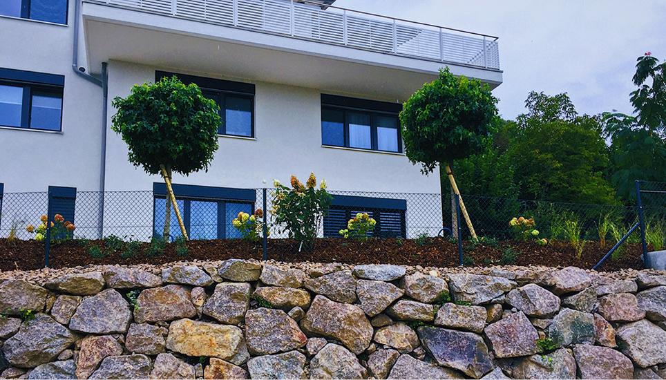 Die Gartenmanufactur AG ist spezialisiert auf jegliche Gartenarbeiten.