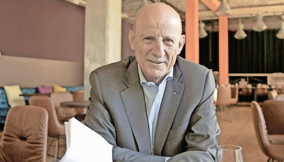 «Die Wirtschaft, die Betriebe haben seit Wochen getan und tun, was möglich ist», sagt der Unternehmer Giorgio Behr. Und fordert Selbstdisziplin gerade von der älteren Generation. Bild: Selwyn Hoffmann
