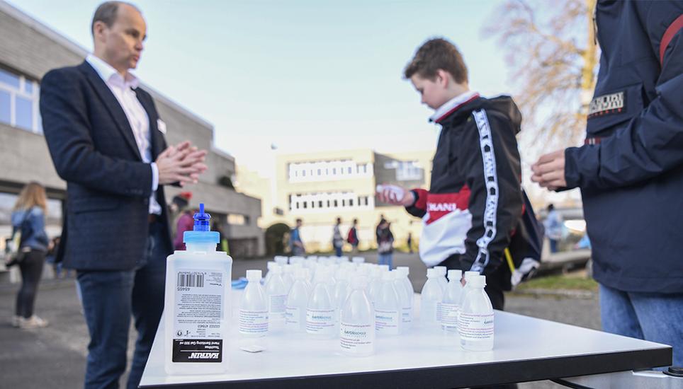Desinfektionsmittel für die Püflinge. Bild: Melanie Duchene