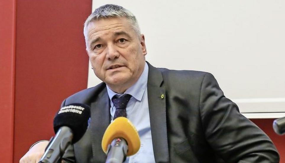 Covid-19-Tests sollen zentral gemacht werden – Hausärzte sollen so entlastet und geschützt werden: Regierungsrat Walter Vogelsanger will in den kommenden Tagen auch Drive-Through-Tests im Kanton ermöglichen. Bild: Roberta Fele