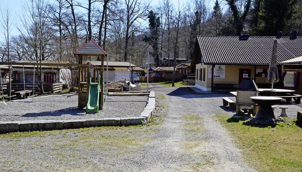 Einsam und verlassen: Der Campingplatz Läui in Diessenhofen. Bild: Thomas Martens