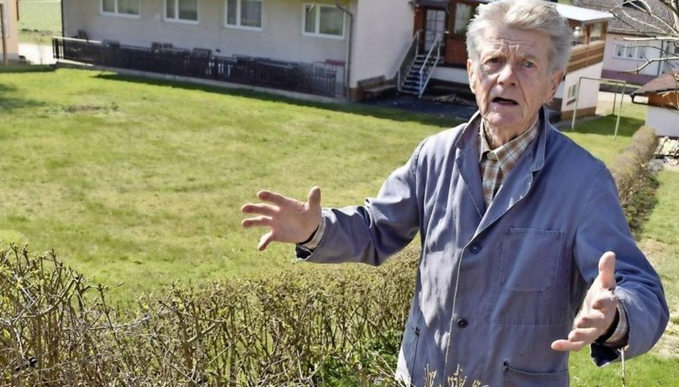 «Die Skifahrer haben uns das Virus aus Ischgl mitgebracht», sagt Hermann Meister, Rentner aus Riedböhringen. Bild: Thomas Güntert