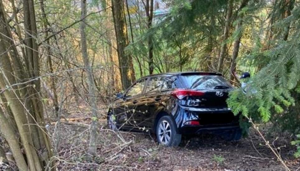 Die 18-Jährige wurde beim Unfall erheblich verletzt. Bild: SHPol