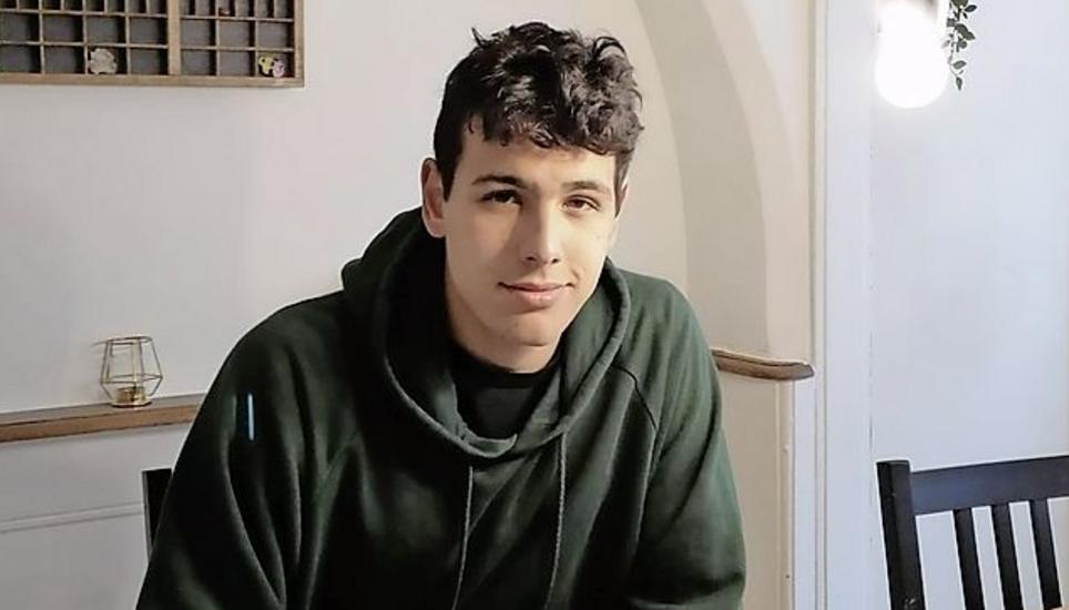 Der Kadettenflügel Samuel Zehnder ist momentan vor allem im Homeoffice und im Kraftraum anzutreffen. Bild: zvg