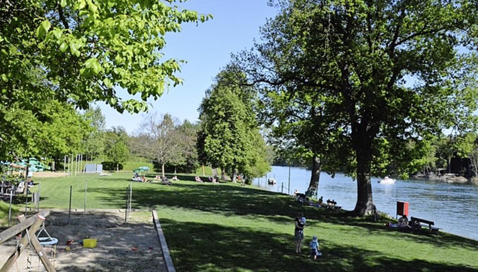 Das Strandbad in Büsingen sorgt für Diskussionen im Gemeinderat: Archivbild: Lia Pescatore