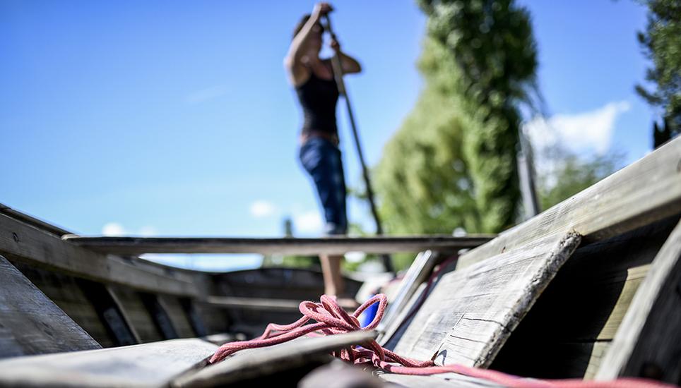 Ein Weidling ist in der Regel 10 Meter lang und hat ein Gewicht von etwa 320 Kilogramm. Bild: Melanie Duchene