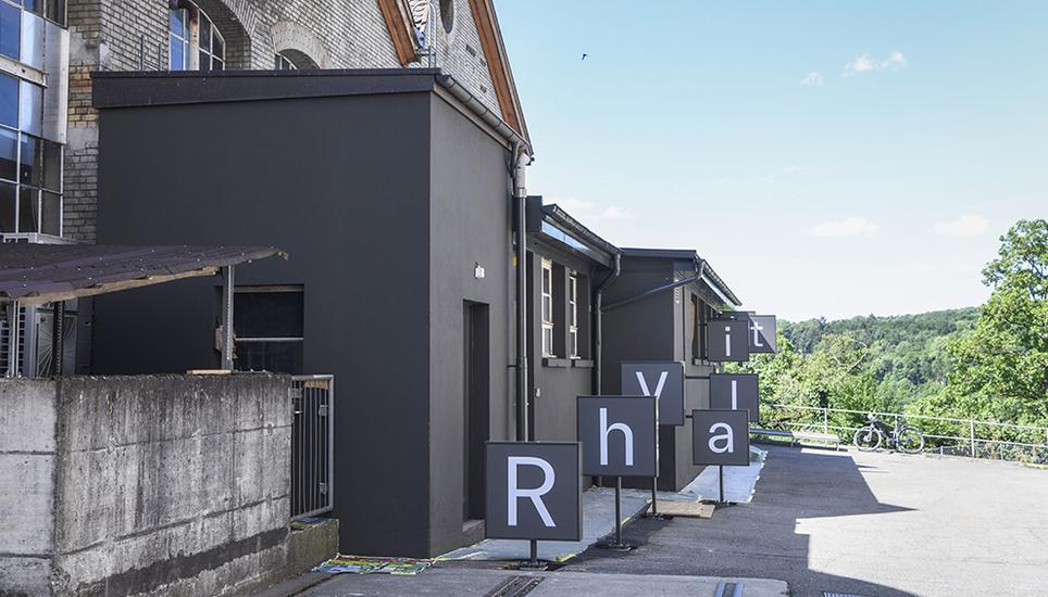 Der Verein teilt sich das umgebaute Gebäude auf dem SIG-Areal nun mit dem neuen Fotokunstprojekt «Rhyality». Bild: Melanie Duchene
