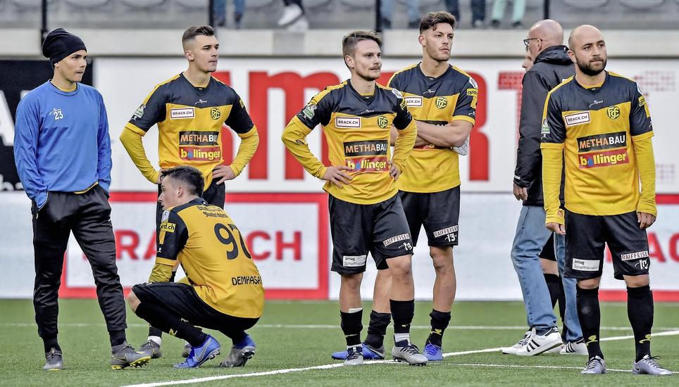 2019: Lange Gesichter und ein neues Trikot: 2019 war die Brust bis zu den Ärmeln schwarz. Bild: Roger Albrecht