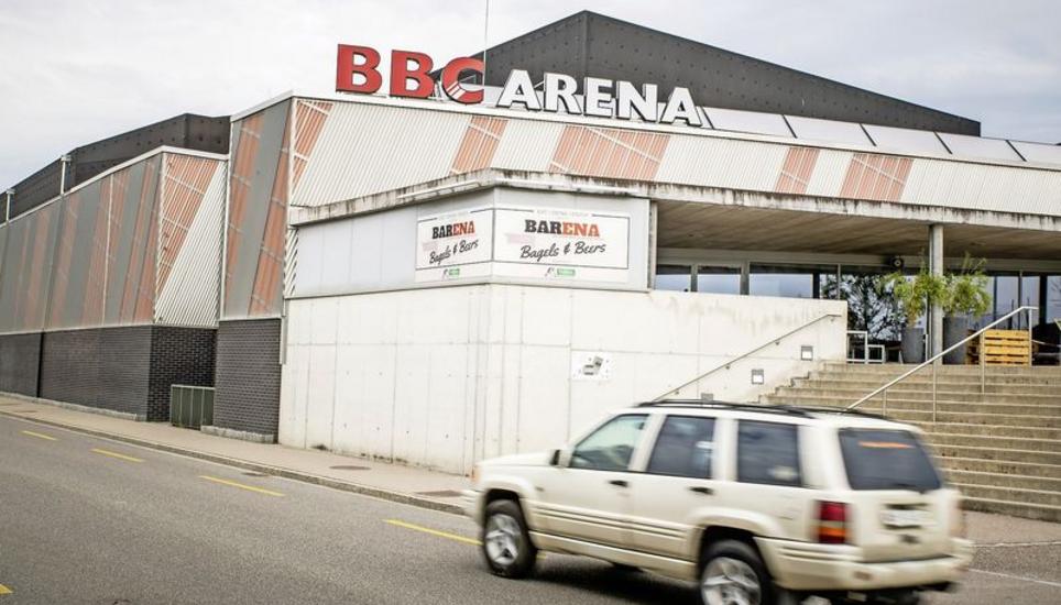 Die 2011 eröffnete BBC-Arena im Schweizersbild: Eine der grossen Sportstätten, die in den Genuss von Kantonsgeldern kommen könnte. Bild: Roberta Fele