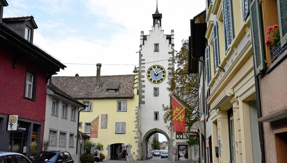 Das Wahrzeichen von Diessenhofen, der Siegelturm, wird saniert. Bild: Thomas Martens