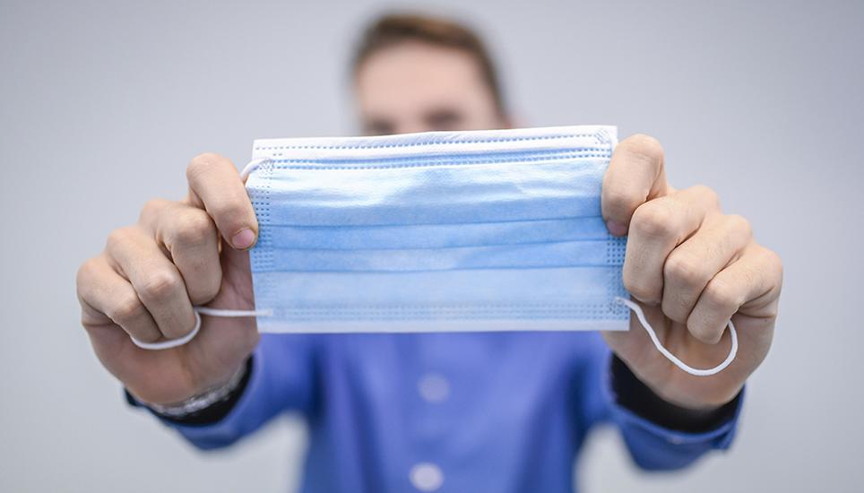 Die Hygienemaske – ein Instrument zur Eindämmung der Corona-Pandemie. Bild: Melanie Duchene