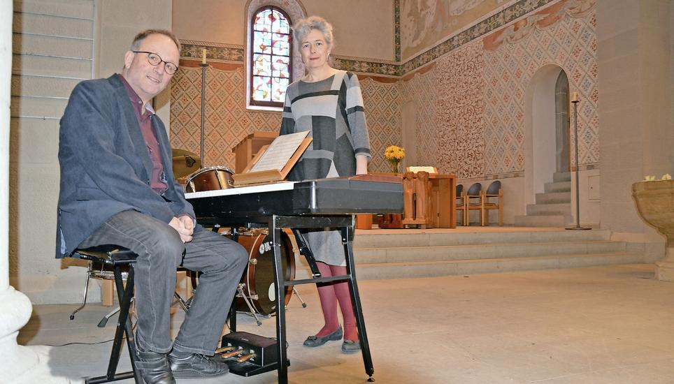 Das Steiner Pfarrer-Ehepaar Johanna und Frieder Tramer verabschiedet sich 2021 in den Ruhestand. Bild: Thomas Martens