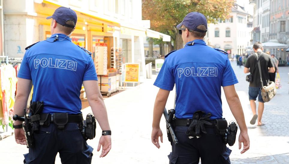 Das Stimmvolk hat das Bundesgesetz über polizeiliche Massnahmen zur Terrorismusbekämpfung angenommen. Bild: SHPol
